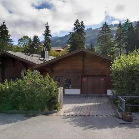 Lägenhet Cozy Overlooking The Gstaad Mountain Area