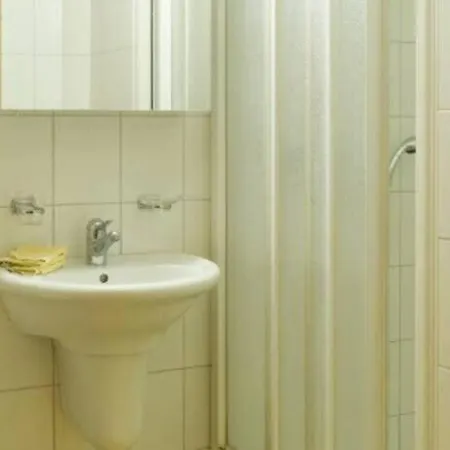 Cozy Overlooking The Gstaad Mountain Area